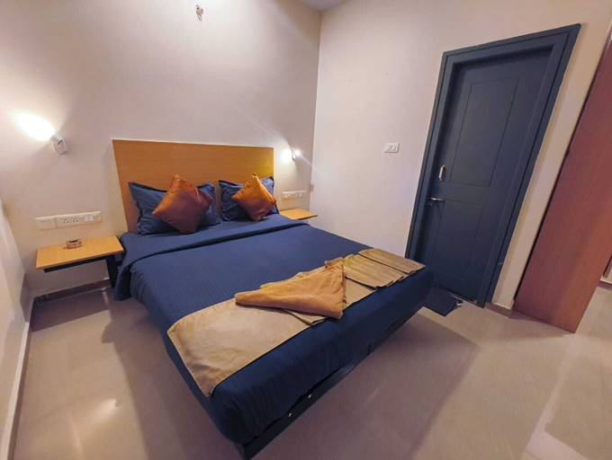 Room 3, Apex Inn Manyata, Bangalore