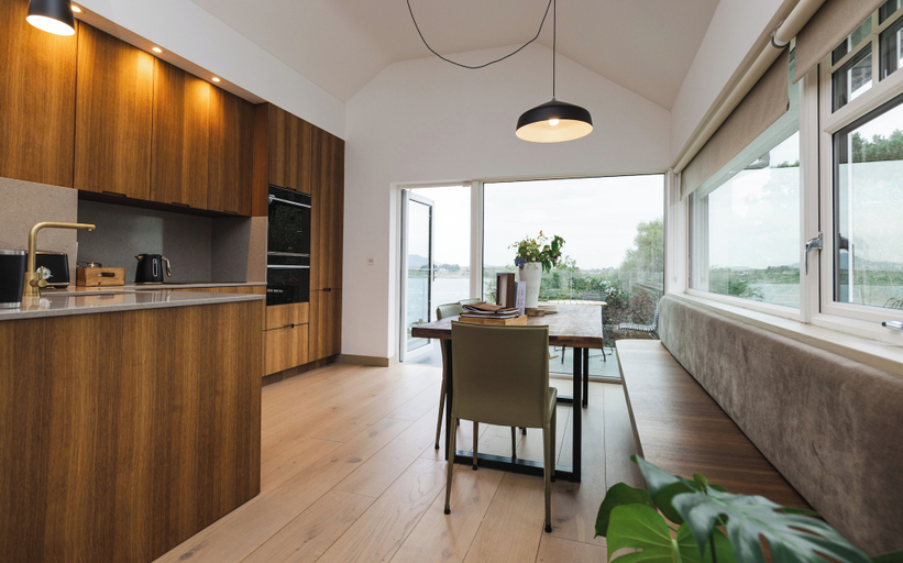 Private kitchen 2, Within the Village