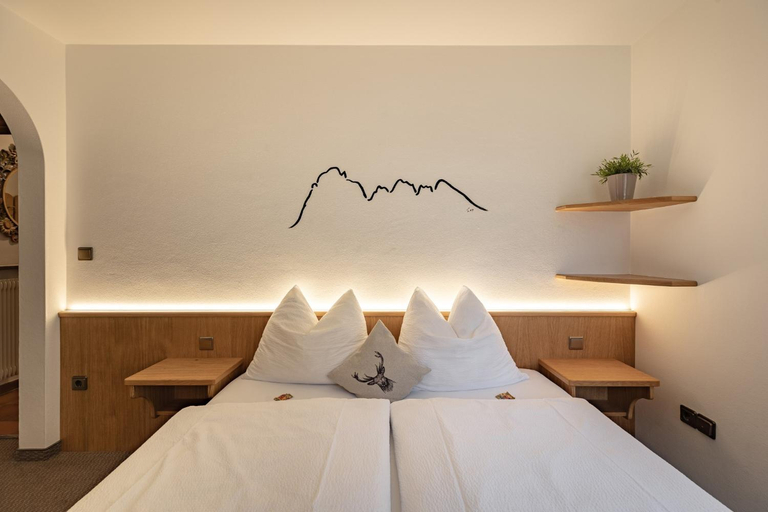 Bedroom 3, Apartment Ruiel, Bolzano
