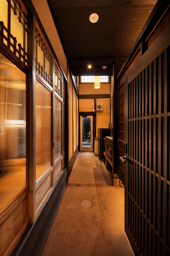 Others 5, Kanade Matsubara-Gokomachi, Kyoto