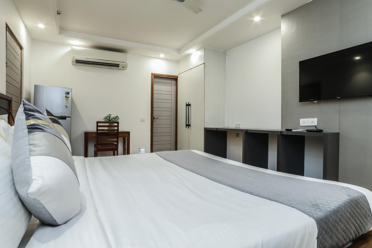 Bedroom, Red Rose Homestay - Rooms with Kitchenette, Delhi