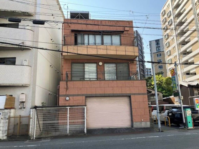 Primary image