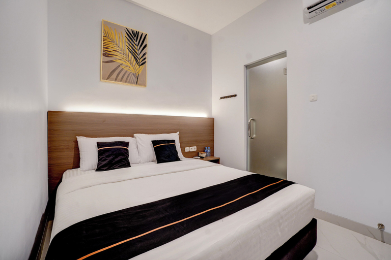 Room 3, Collection O TJ Brother Cengkareng, Jakarta Barat