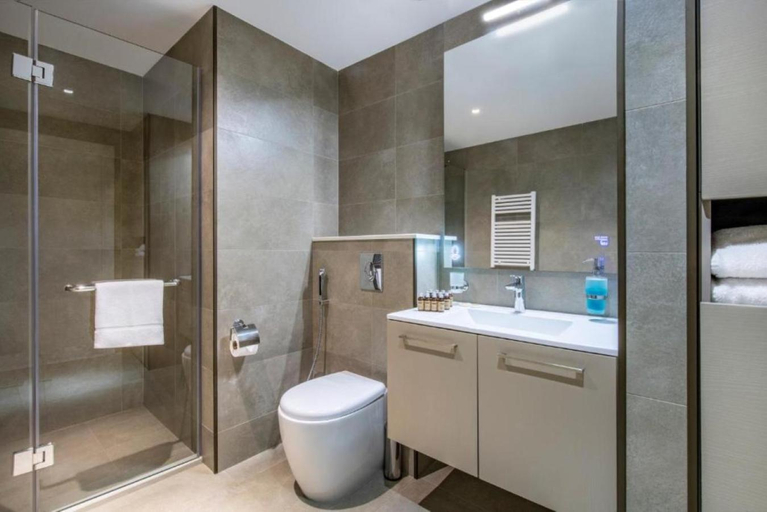 Bathroom 4, palace batumi, Batumi