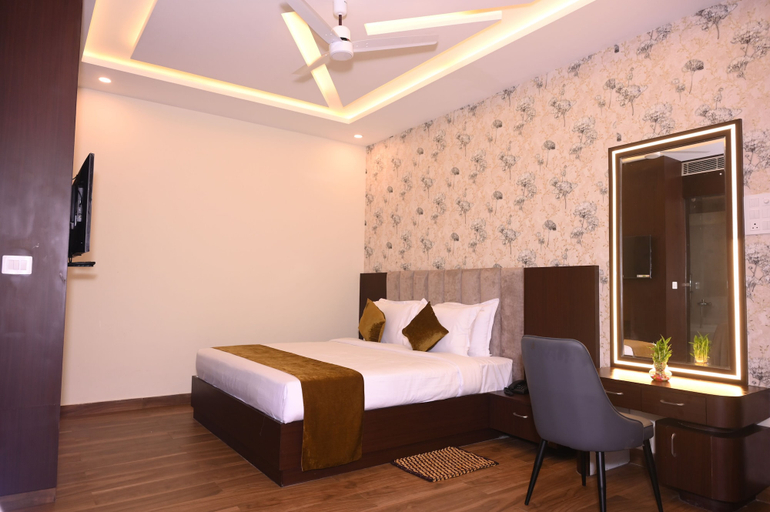 Room 5, HOTEL MAHIKA, Siwan