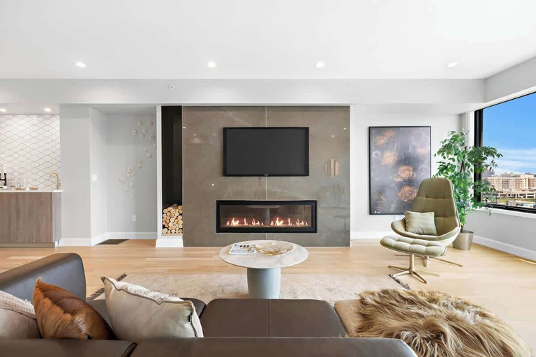 Living area 5, Hudson Views, North Bergen