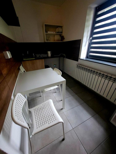 Others 4, M Hostel, Tarnowskie