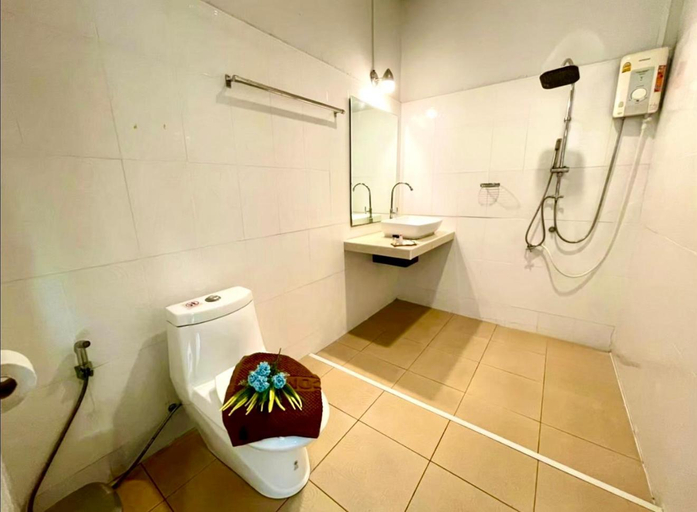 Bathroom 3, Kathalee Beach Resort and Spa, Muang Satun