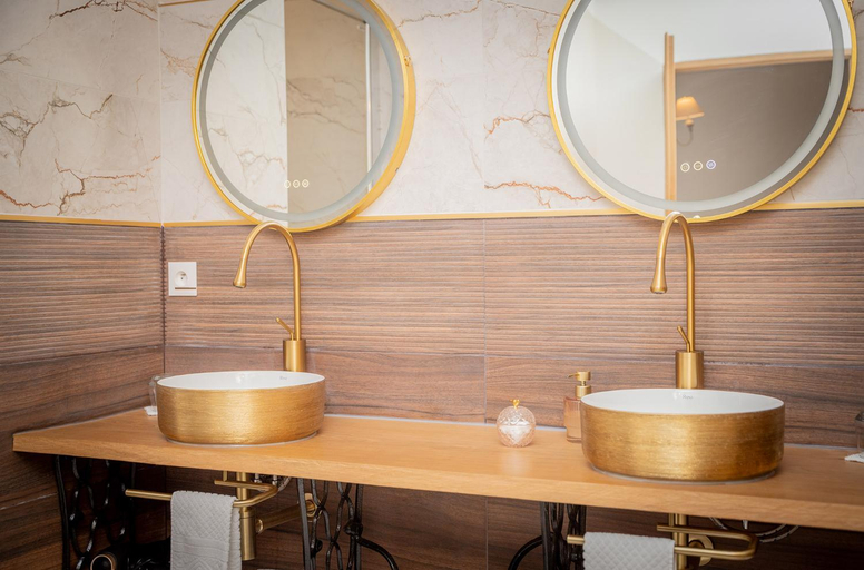 Bathroom 4, Les gites Romeline, Manche