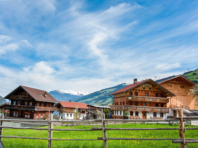 Exterior & Views 2, Apartment in Hainzenberg in a ski Area, Schwaz