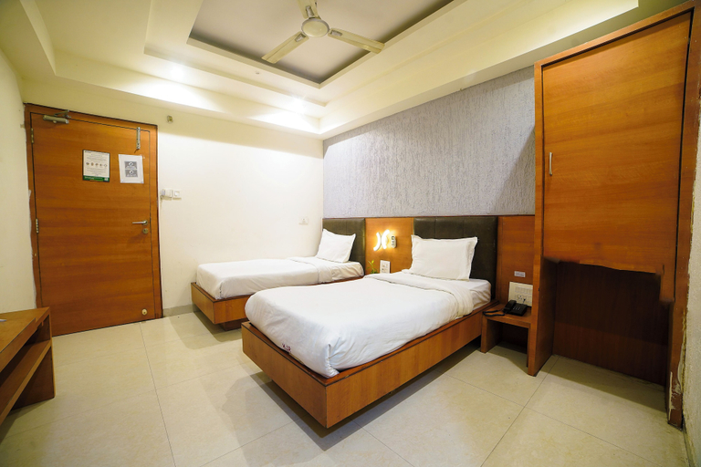 Room 3, Johri Regency, Bhopal