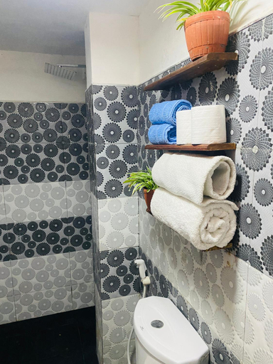 Bathroom 5, The Breeze Mirissa, Weligama