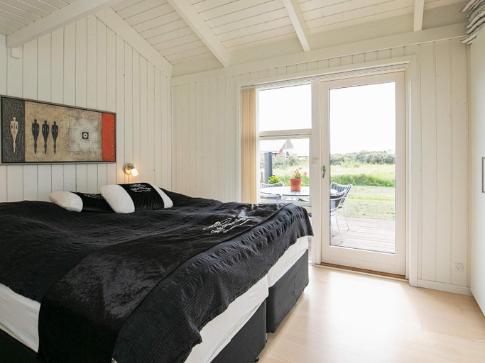 Bedroom 2, person holiday home in Hirtshals, Hjørring