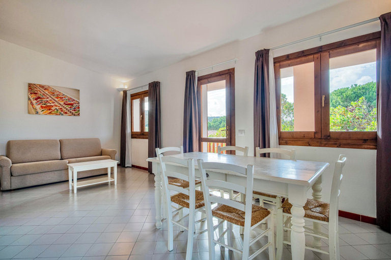 Living area 2, Aparthotel in Costa Serena just 700 mt from the sea, Olbia-Tempio