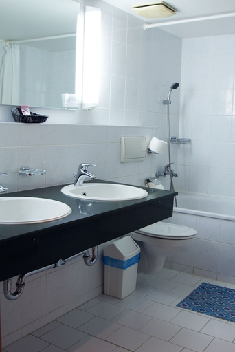 Bathroom 2, Shodlik Palace, Tashkent City