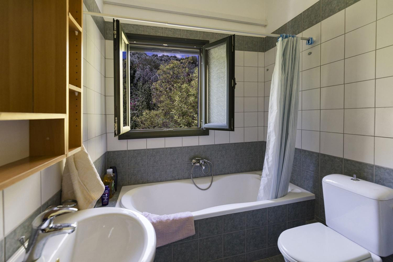 Bathroom, Ananda Spa Villa in Nies, Thessaly