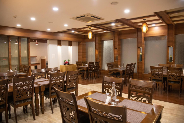 Food & Drinks 5, Hotel High Point, Tiruchirappalli