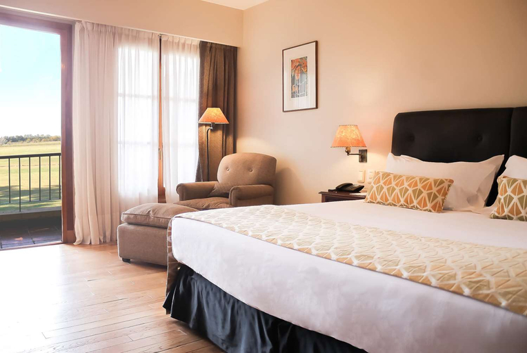 Bedroom 3, Wyndham Garden Lujan, Luján