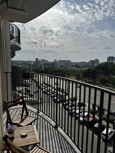 Others 5, CityView Lodge