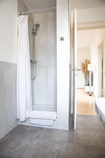 Bathroom 3, Spitzhausblick in het Huis Felix, Meißen