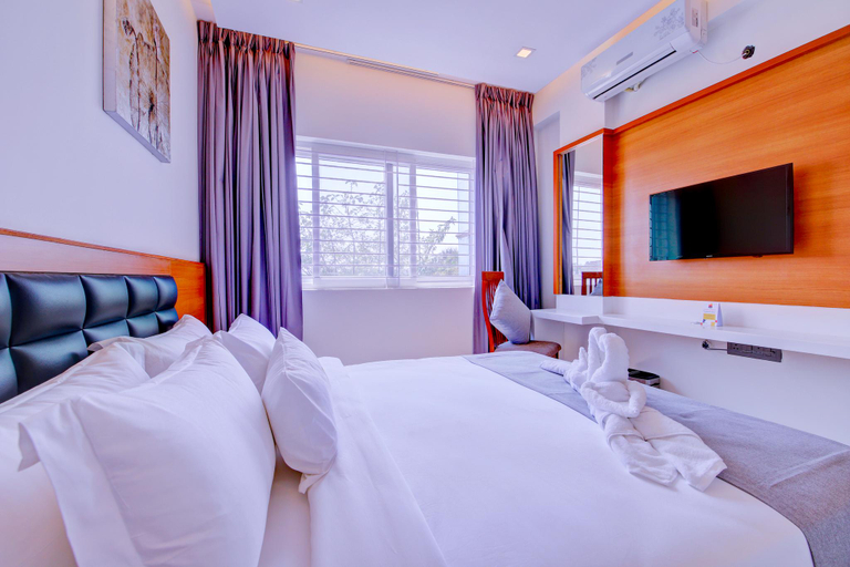 Bedroom 2, Dhruva Inn, Bangalore