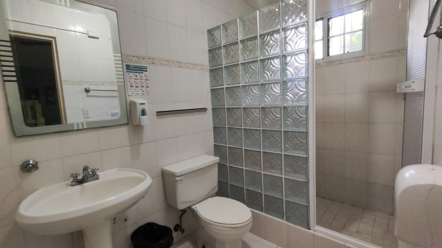 Bathroom 3, Las Catalinas Coronado, Chame