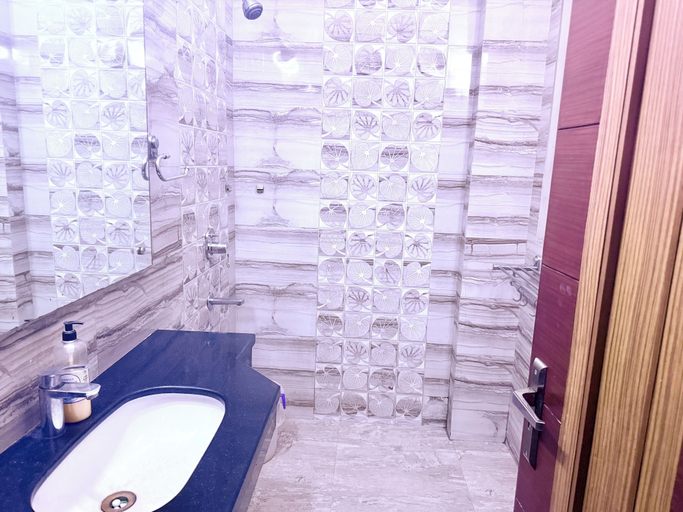 Bathroom 4, STAR INN, Gurgaon