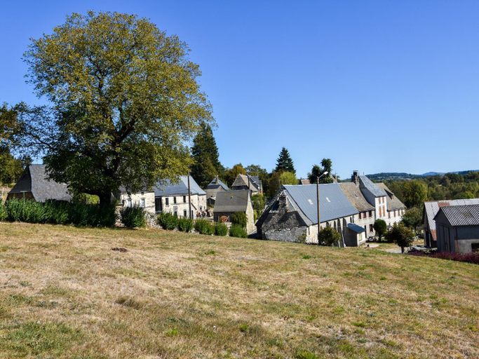 Exterior & Views 1, Peaceful Mountain Retreat, Cantal