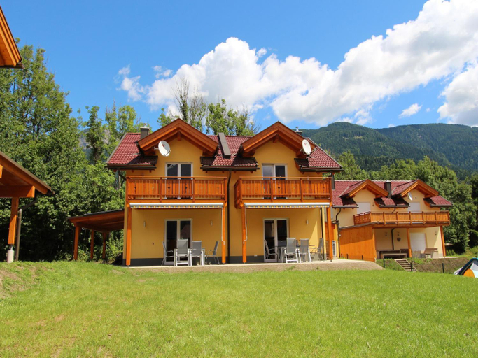 Exterior view 5, Luxurious Chalet in Kotschach-mauthen Near Ski Area, Hermagor