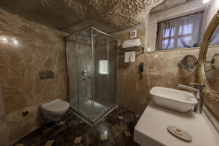 Bathroom 5, Cappadocia Cave Suites, Nevşehir