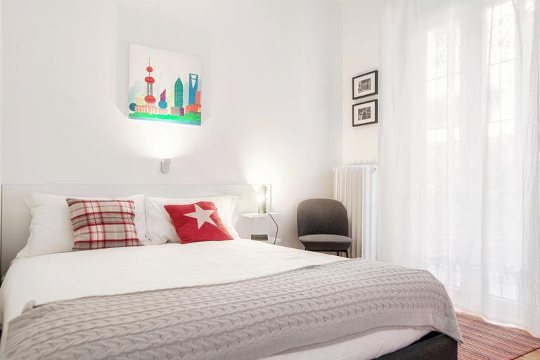 Room 4, Infinito, Como