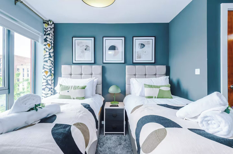 Room 4, 232 Ordsall Lane, Manchester