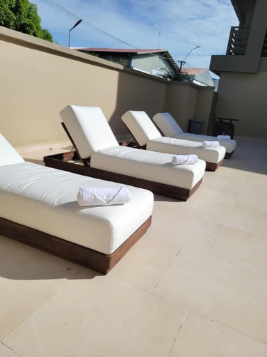 Pool 2, Hotel Rizuna, Centrum