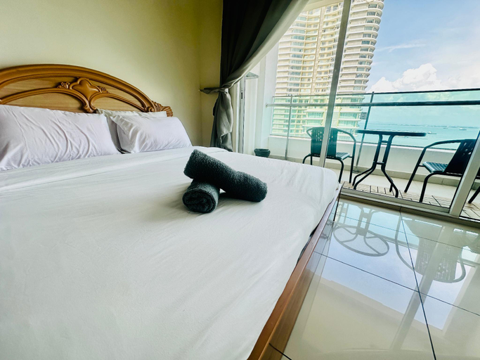 Bedroom 2, Mansion One 3R2B (3-12pax) Seaview @ Georgetown, Penang Island