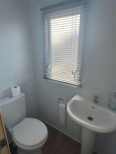 Bathroom 5, 3 Bedroom Stunning Caravan Justin, Denbighshire