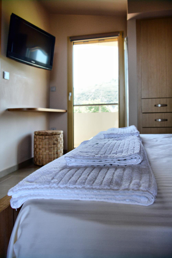 Bedroom 3, Casa Smaragdi Villas, Ionian Islands