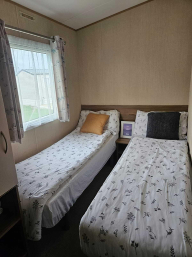 Bedroom 5, Felixstowe Beach Holiday Park Caravan, Suffolk