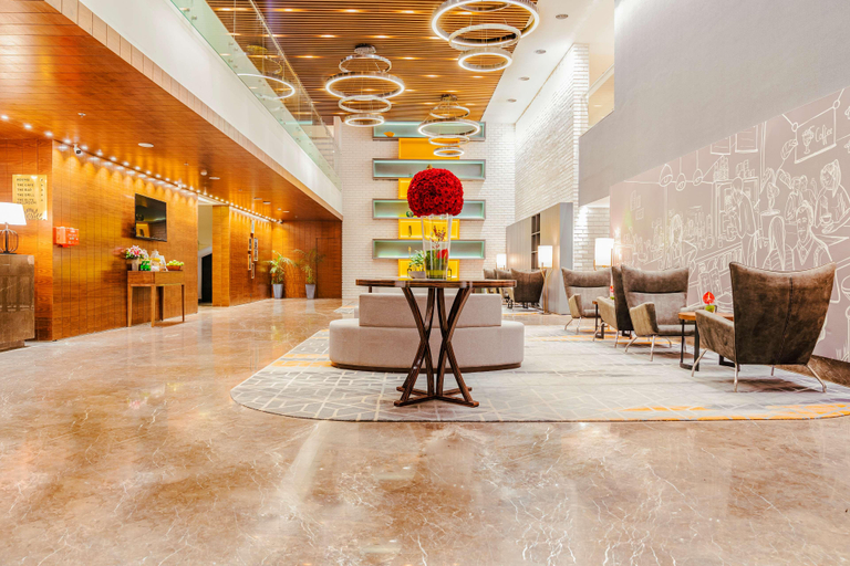 Public Area, The Elite A Member Of Radisson Individuals, Kolar