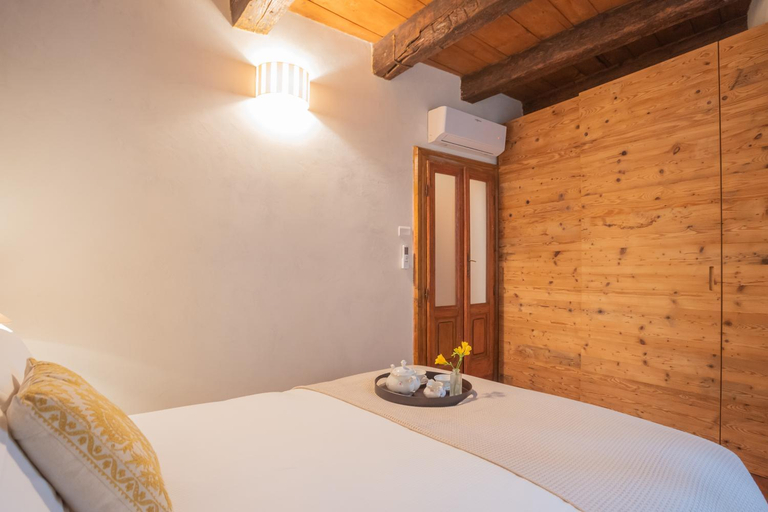 Bedroom 3, Pantero Apartment in Como, Como