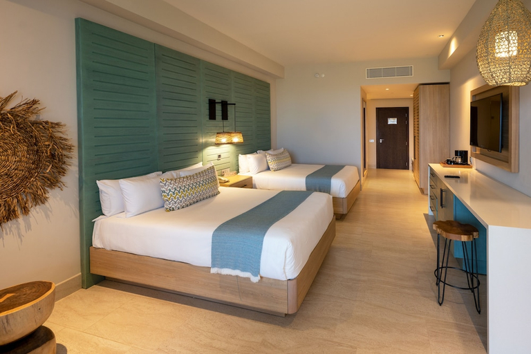 Bedroom 3, Lopesan Costa Bavaro Resort Spa and Casino, Salvaleon de Higuey
