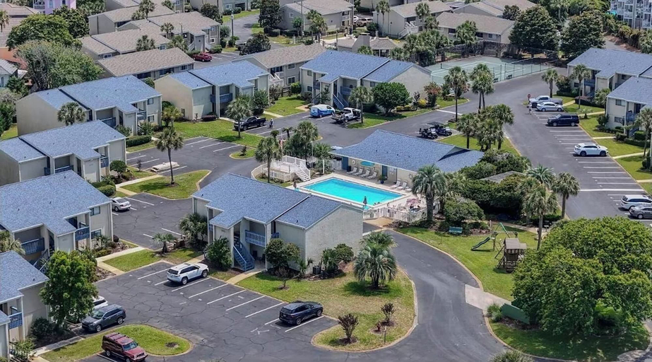 Exterior 4, Chateau La Mer II #804- Blue Ocean Getaway, Walton