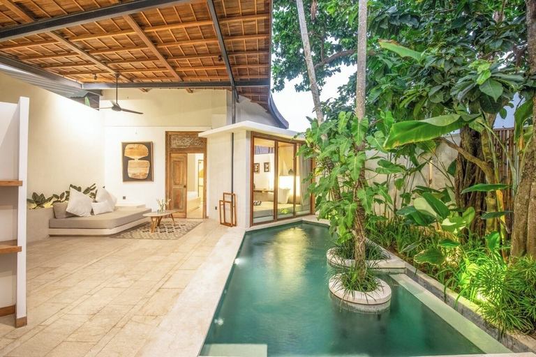 Sport & Beauty 5, Stylish 1BR Villa With Pool, 800m to Canggu Beach, Badung