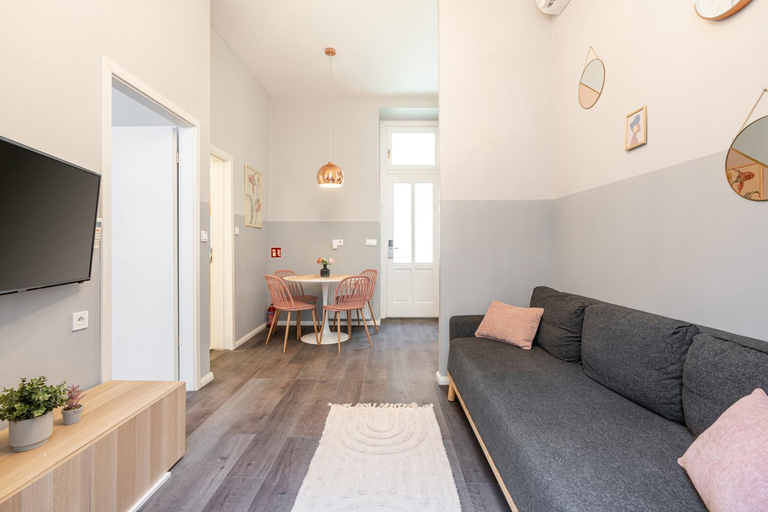 Others 3, W33 - Prime Location - Comfortable Quality Apartments by BQA, Budapesti