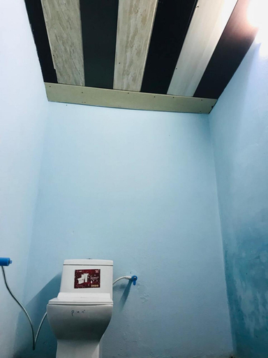 Bathroom 5, Hotel Break Point, Saharanpur