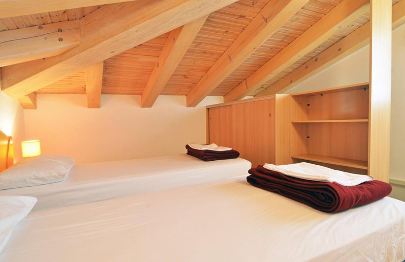 Bedroom 2, Villa in Banjole near Crystal Clear Sea, Medulin