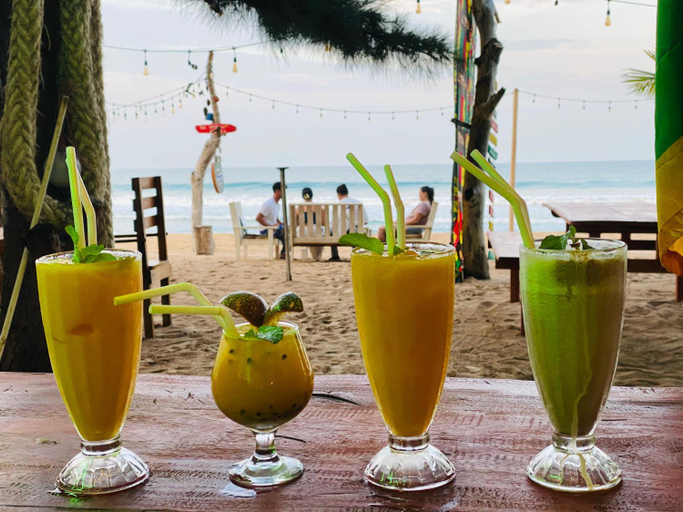 Food & Drinks 4, White Sand Beach Inn, Kuchchaveli