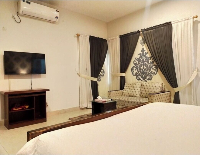 Bedroom 5, Livin Hub Guest House, Islamabad