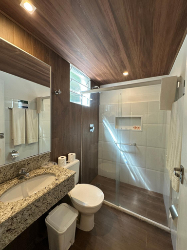 Bathroom 5, Hotel Fazenda Vilarejo, Valencia
