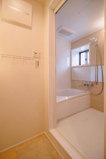 Bathroom 3, 秋叶原嘉陽ビル, Taitō