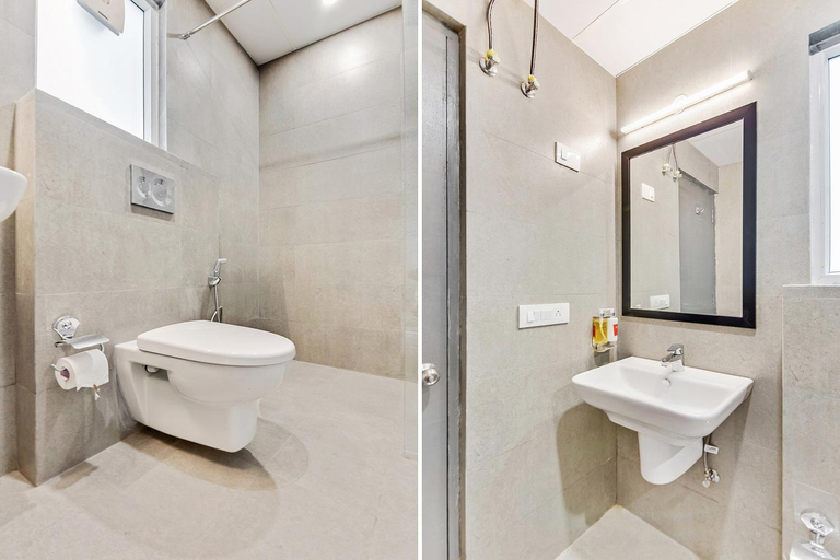 Bathroom 5, Hotel Cozy Cave, Delhi